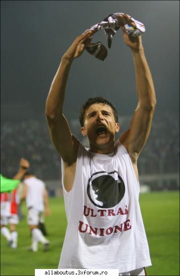 fotbal ..si iar fotbal ultras unione nu va mai luatzi d el...k e shi el mic :p