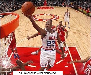 cine vrea sa ajunga ca si el?????? basket / street ball